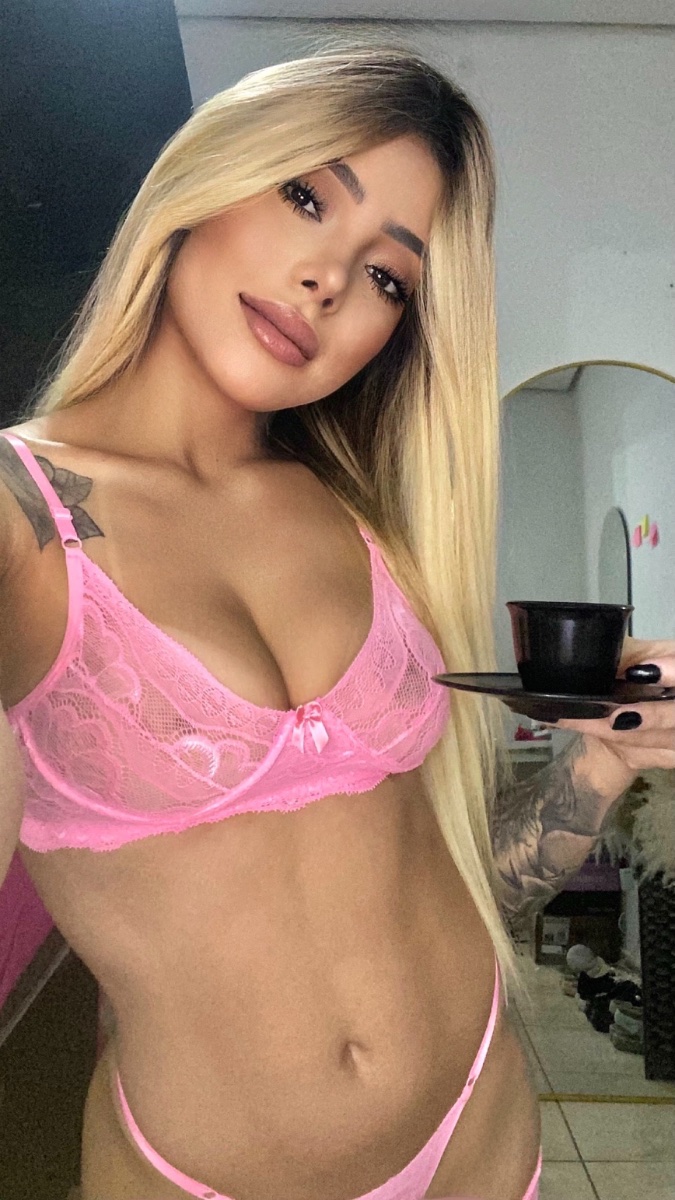 Bruna Mônaco - loira em destaque - São Paulo - MClass